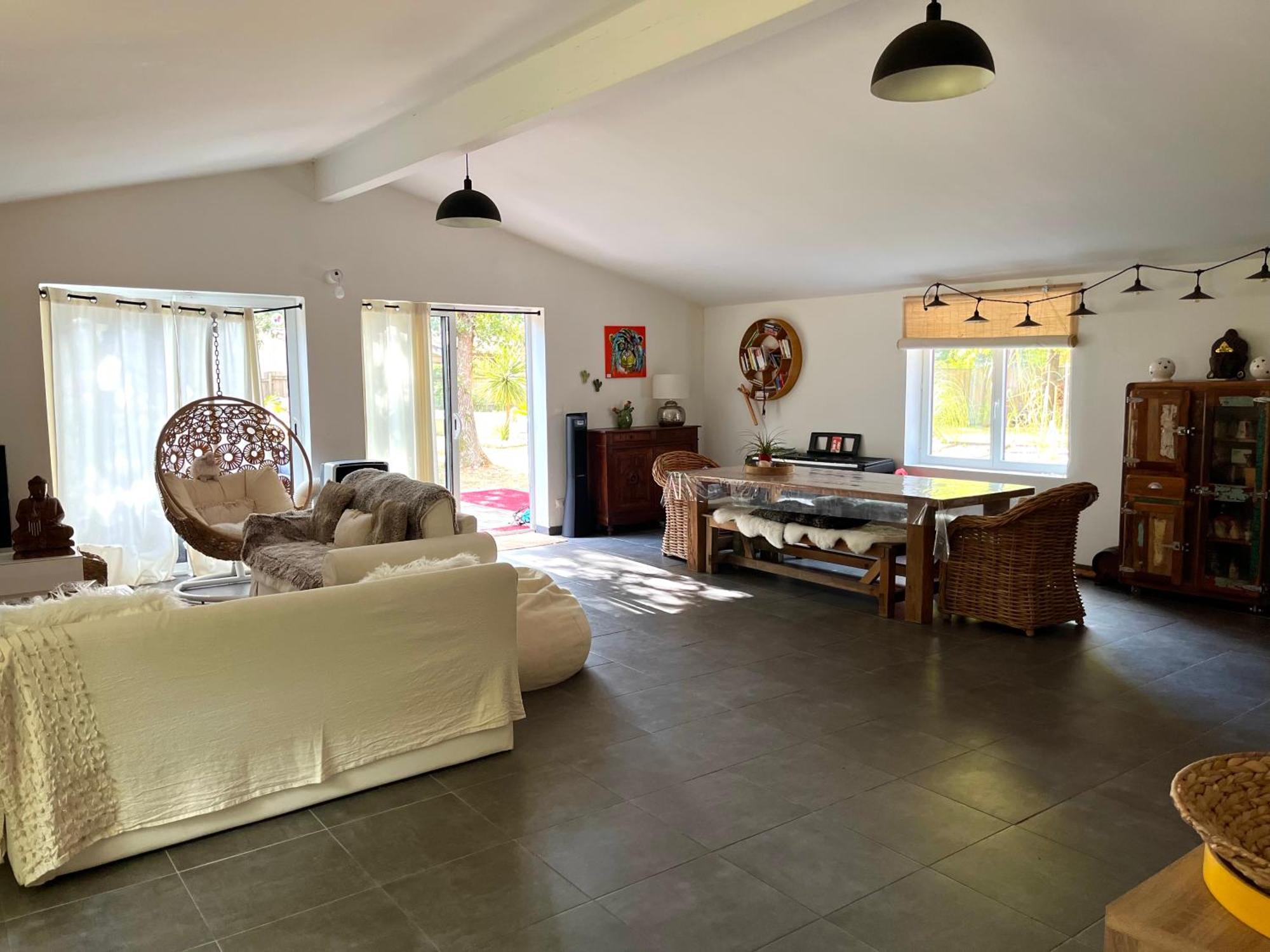 House De La Canopee, Swimming Pool, Lake, Forest, Large Garden And Wifi Уртен Екстериор снимка