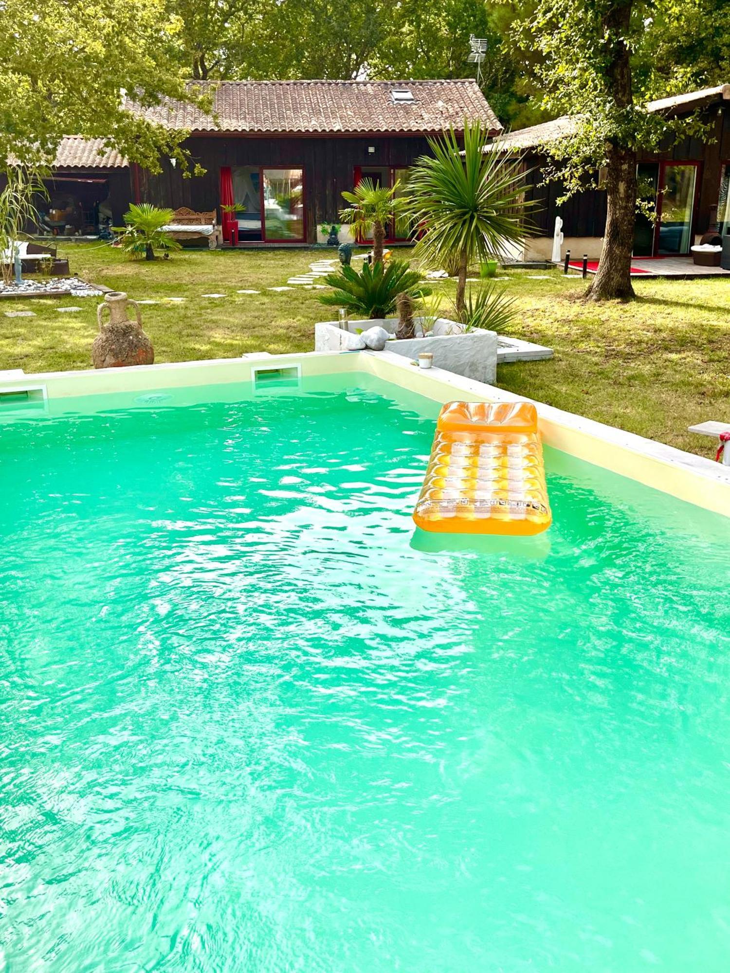 House De La Canopee, Swimming Pool, Lake, Forest, Large Garden And Wifi Уртен Екстериор снимка